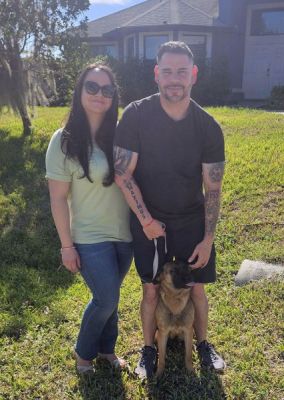 1857
LUNA45 WITH NEW DAD EDDY AND MOM CASSANDRA DOG 1857
