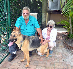 HARLEY WITH NEW MOM TINA AND DAD ROBERT  DOG 837

