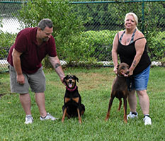 NOVA WITH LINDA AND JIM AND SIS DIXIE   DOG 571 
