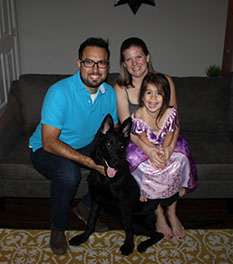 SAMMY WITH JOSE KATY AND OLIVIA DOG 498
