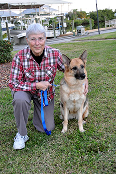 KEESHA AND NEW MOM JANET DOG 660
