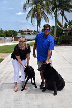 PEPPER AKA LUCY WITH BROTHER RASTA MOM SUSAN AND DAD JOE DOG 710
