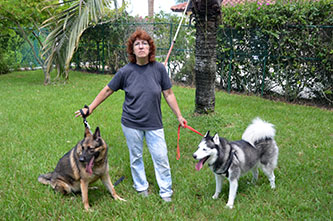 EDDIE WITH NEW MOM DEB AND BROTHER WORGAN DOG 728
