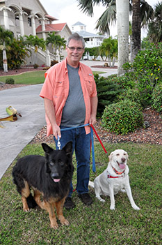 ARCHIE AKA ARNOLD WITH DAD REV JIM AND SIS SADIE ALSO A RESCUE DOG 640
