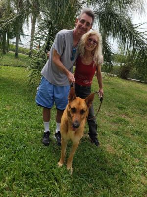 LUCAS WITH NEW MOM OFRA AND DAD MARC DOG 917
Keywords: 917
