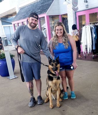 COOPER WITH NEW MOM TORI AND DAD SETH DOG 1266
Keywords: 1264