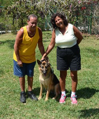 CAMBER WITH MOM JO AND DAD STEVE  DOG 792
