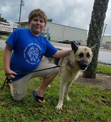 KNIGHT AKA BULL DOZER WITH NEW DAD COLTON DOG 844
