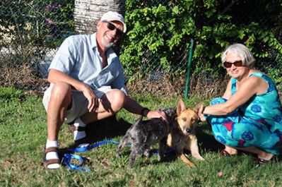LADY WITH NEW MOM JACKIE DAD HERB AND BROTHER DIESEL DOG 1120
Keywords: 1120