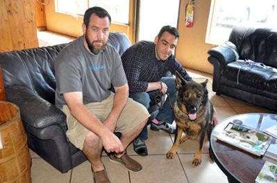 MYA WITH NEW DAD JORDAN AND BROTHER JUSTIN DOG 821
