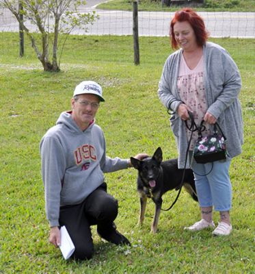 REBEL WITH NEW MOM RHOADA AND DAD JR DOG 916
Keywords: 19