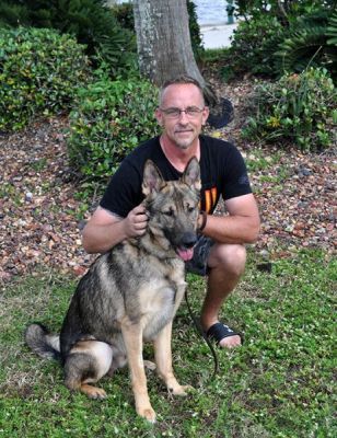 ACHILLES WITH NEW DAD SCOTT DOG 1201
Keywords: 1201