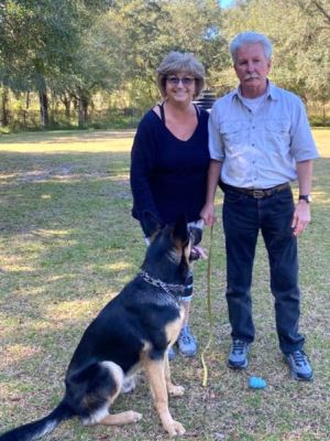 BEAR 407 WITH NEW DAD RAYMOND AND MOM CHERYL DOG 1276
Keywords: 1276