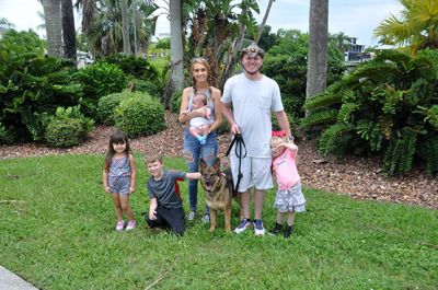 KIMORAS NEW FAMILY JOSH, SARA, TAYDON, TEGAN, MIA AND NOAH DOG 928
Keywords: 928