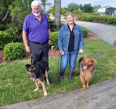 LOLA WITH NEW MOM KATHY AND DAD TERRY AND BROTHER A-C DOG 873
Keywords: DOG 873