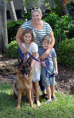 MIA'S NEW FAMILY MOM JULIE DAD BRAD ELI AND MILA DOG 1122
Keywords: 1122