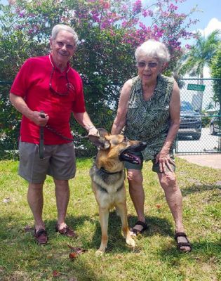 NAPLES WITH NEW MOM PAT AND DAD ROBERT DOG 1232
Keywords: 1232