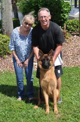 ZEUS WITH HIS NEW FAMILY REBECCA AND KEN DOG 949
Keywords: 949